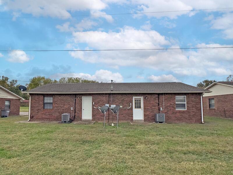 *** $500 DEPOSIT MOVE IN SPECIAL *** property image