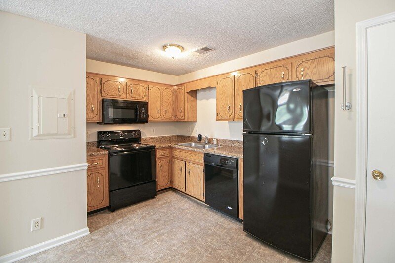 *** Minutes to the airport side of Clarksville! *** property image