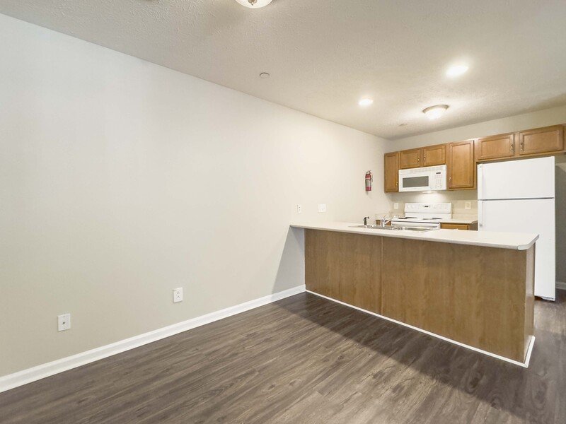 *** Minutes to Madison Drive and the Lowes/Publix shopping area *** property image