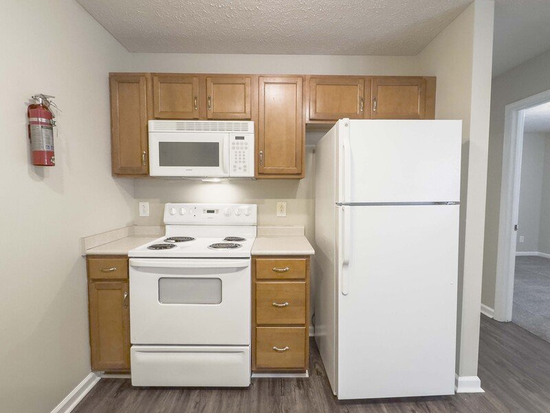 *** Minutes to Madison Drive and the Lowes/Publix shopping area *** property image