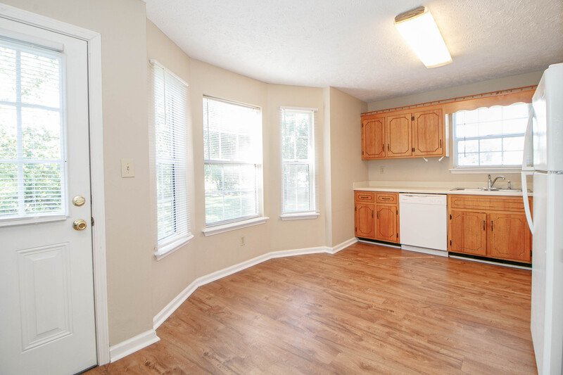 *** One Small Dog Friendly- Standard Breed Restrictions Apply *** property image