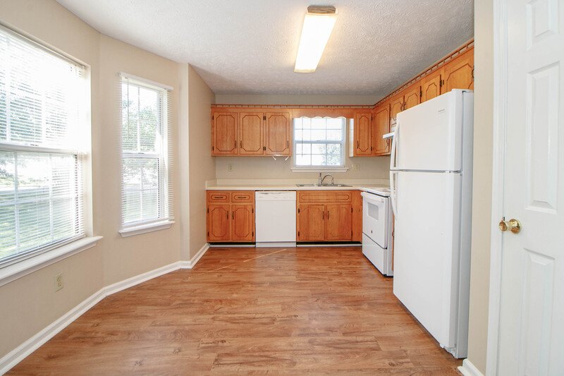 *** One Small Dog Friendly- Standard Breed Restrictions Apply *** property image