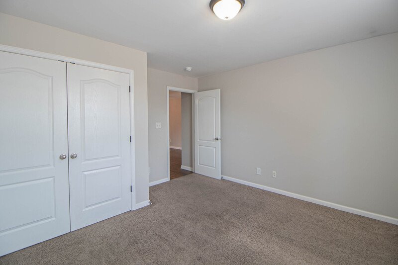 *** $500 DEPOSIT & 2 WKS FREE W/ NEW LEASE SPECIAL *** property image