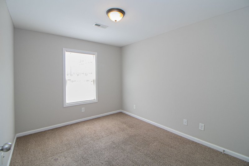 *** $500 DEPOSIT & 2 WKS FREE W/ NEW LEASE SPECIAL *** property image