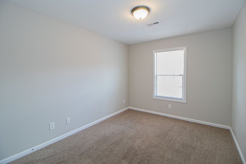 *** $500 DEPOSIT & 2 WKS FREE W/ NEW LEASE SPECIAL *** property image