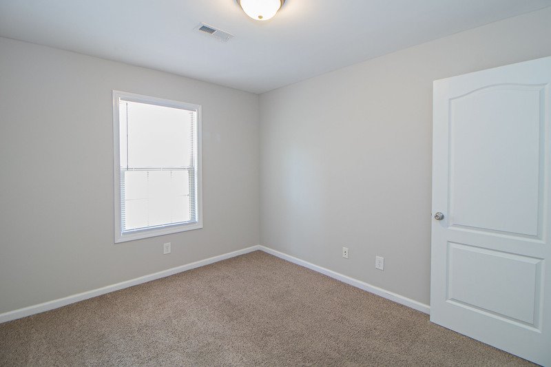 *** $500 DEPOSIT & 2 WKS FREE W/ NEW LEASE SPECIAL *** property image