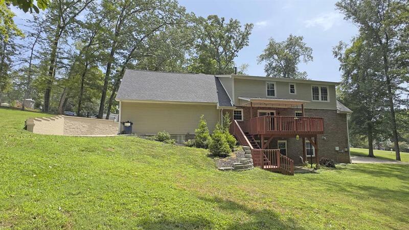 Executive-Level Living on 1+ Acre property image
