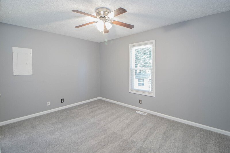 *** NO PETS PLEASE *** property image
