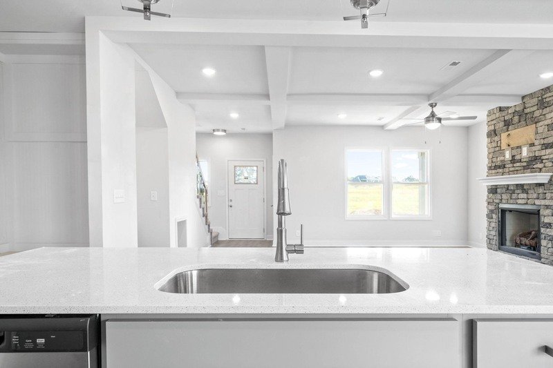*** $500 DEPOSIT MOVE IN SPECIAL *** property image