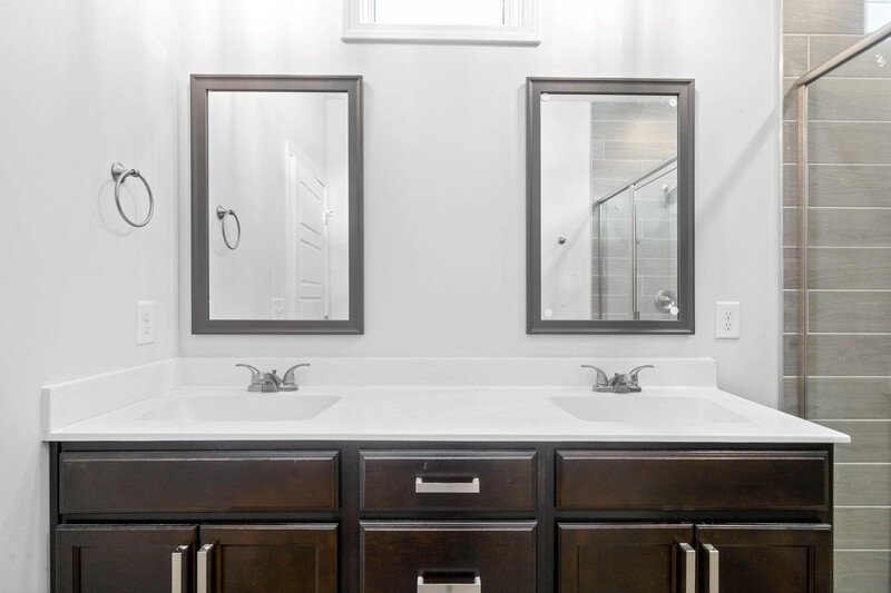 *** $500 DEPOSIT MOVE IN SPECIAL *** property image