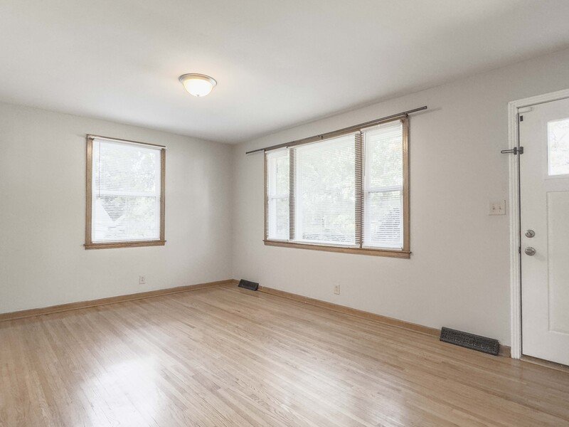 *** NO PETS PLEASE *** property image