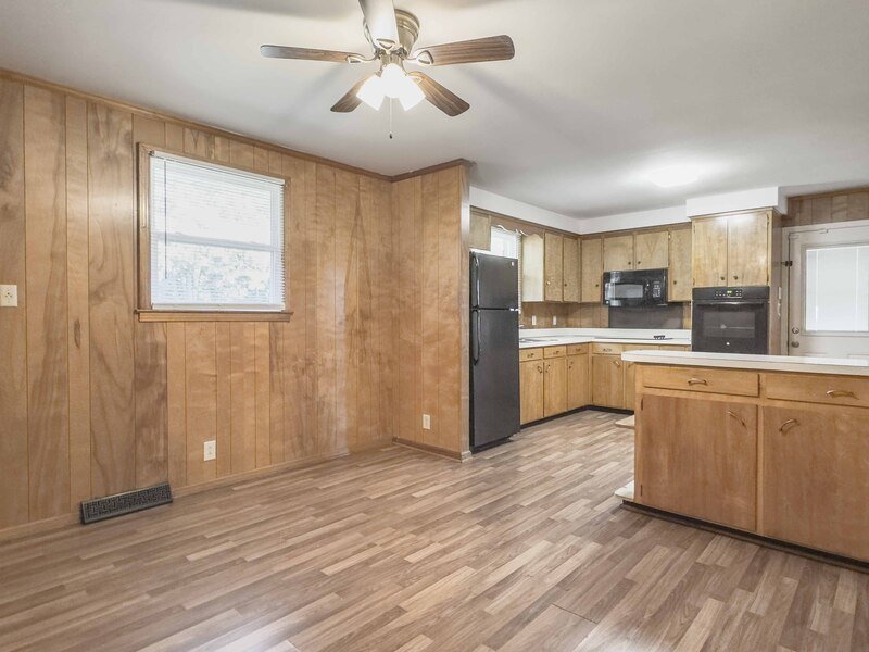 *** NO PETS PLEASE *** property image
