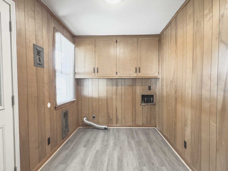 *** NO PETS PLEASE *** property image