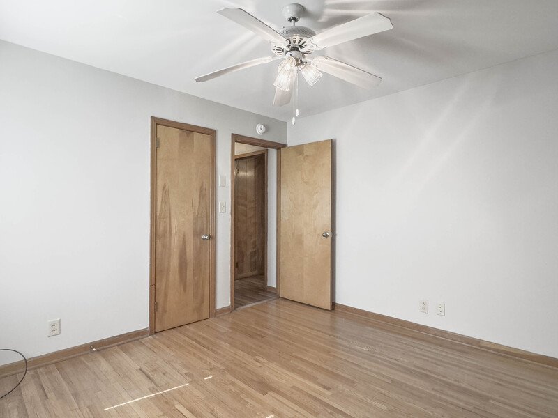 *** NO PETS PLEASE *** property image