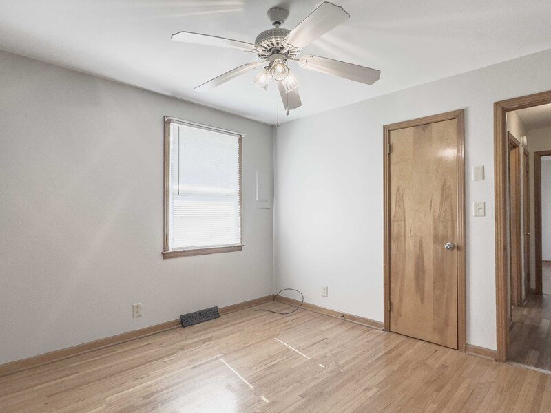 *** NO PETS PLEASE *** property image