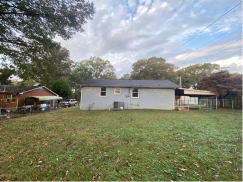 *** NO PETS PLEASE *** property image