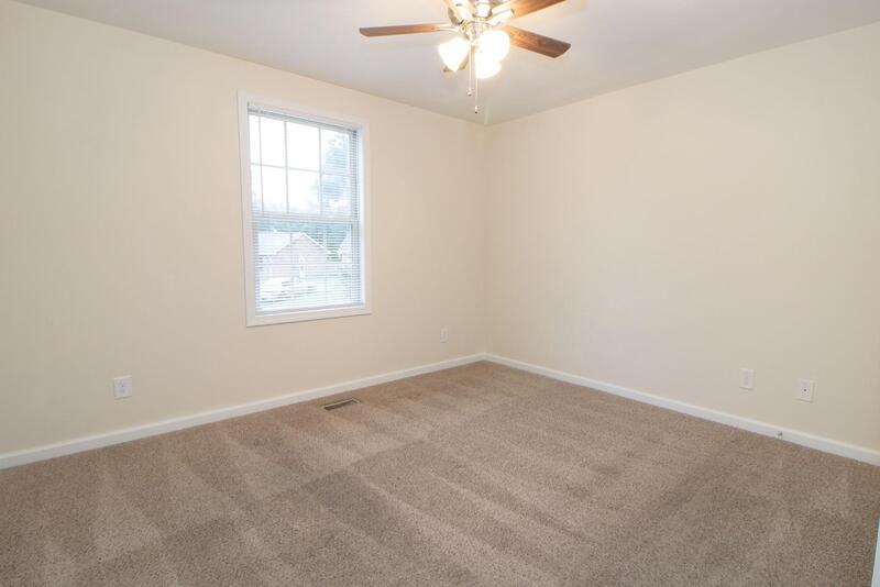 *** $500 DEPOSIT & 2 WKS FREE W/ NEW LEASE MOVE IN SPECIAL *** property image