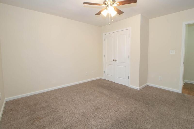 *** $500 DEPOSIT & 2 WKS FREE W/ NEW LEASE MOVE IN SPECIAL *** property image