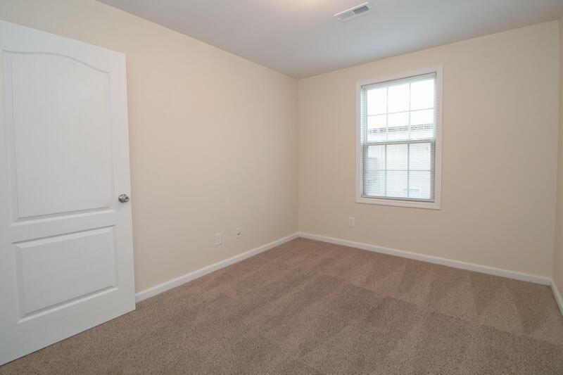 *** $500 DEPOSIT & 2 WKS FREE W/ NEW LEASE MOVE IN SPECIAL *** property image