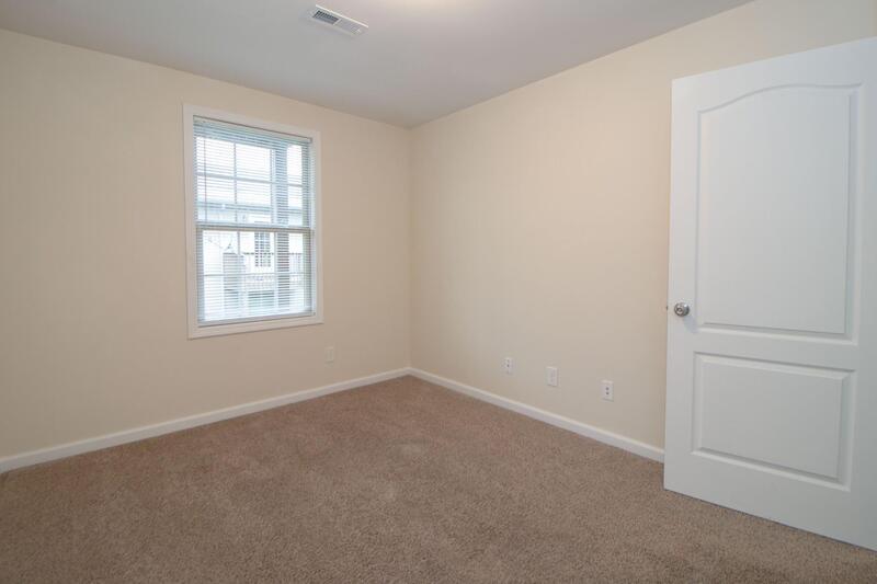 *** $500 DEPOSIT & 2 WKS FREE W/ NEW LEASE MOVE IN SPECIAL *** property image