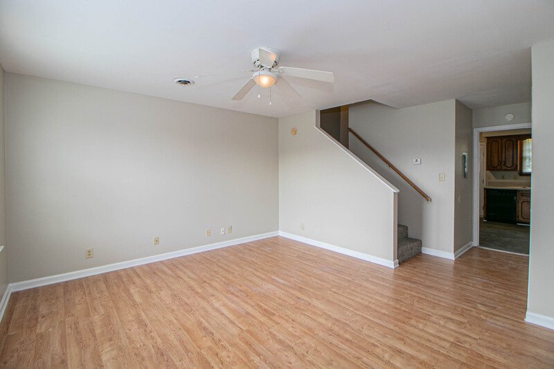 *** $500 DEPOSIT MOVE IN SPECIAL *** property image