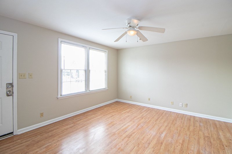 *** $500 DEPOSIT MOVE IN SPECIAL *** property image