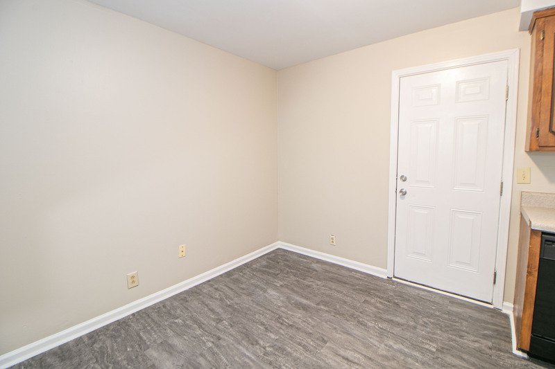 *** $500 DEPOSIT MOVE IN SPECIAL *** property image