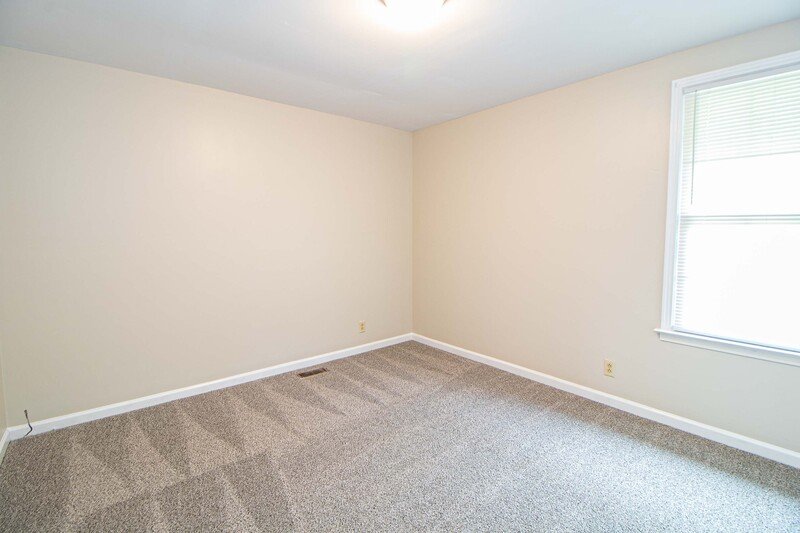 *** $500 DEPOSIT MOVE IN SPECIAL *** property image