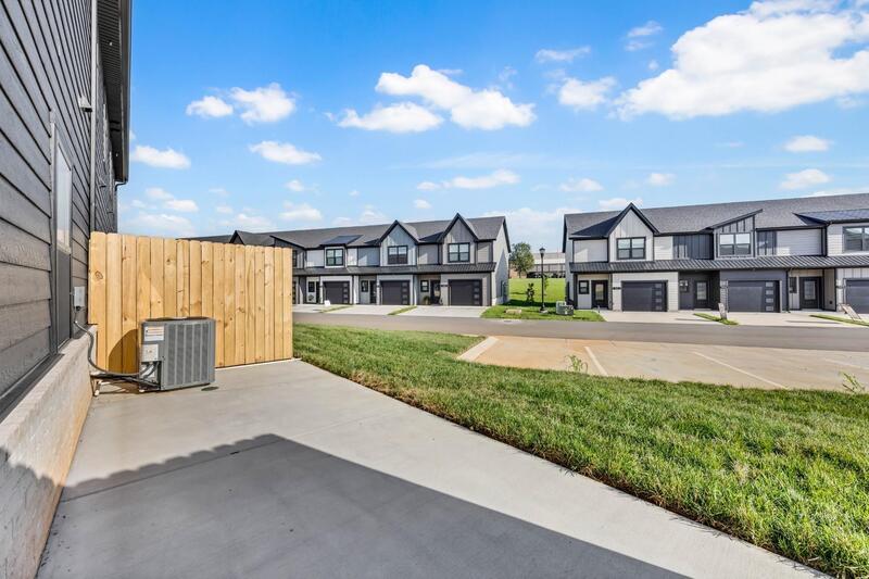 *** $500 DEPOSIT MOVE IN SPECIAL *** property image