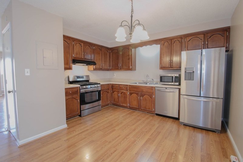 Beautiful Sango End-Unit Condo Near Exit 11 property image