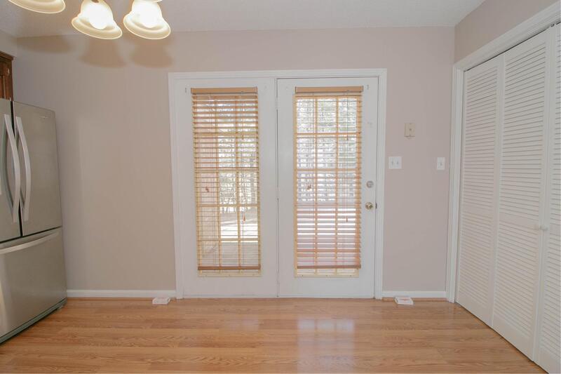 Beautiful Sango End-Unit Condo Near Exit 11 property image
