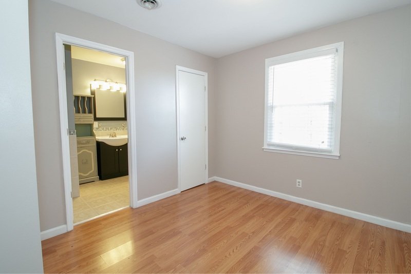Beautiful Sango End-Unit Condo Near Exit 11 property image