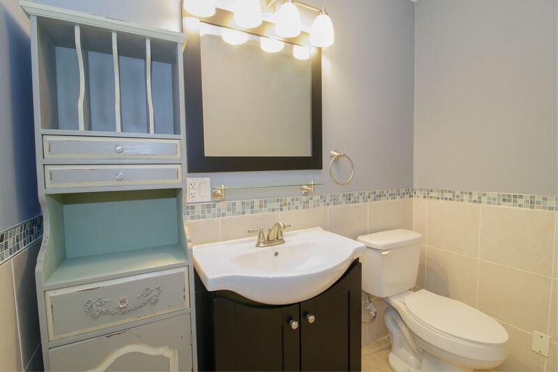 Beautiful Sango End-Unit Condo Near Exit 11 property image