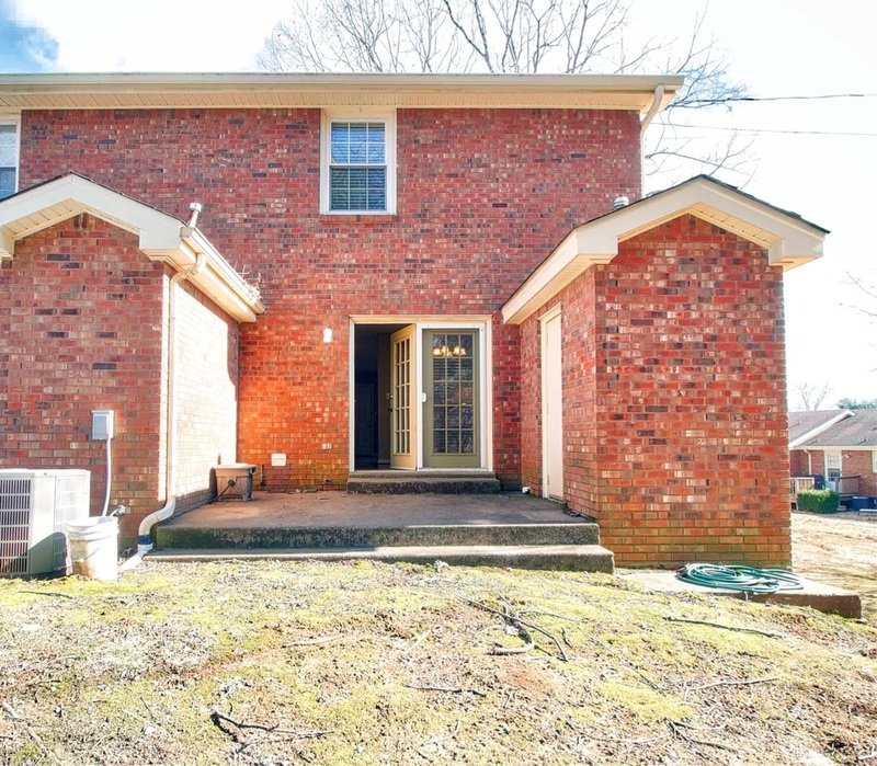 Beautiful Sango End-Unit Condo Near Exit 11 property image