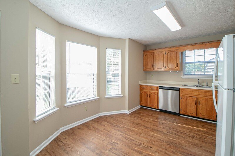 *** $500 DEPOSIT MOVE IN SPECIAL *** property image