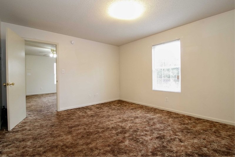 *** NO PETS PLEASE *** property image