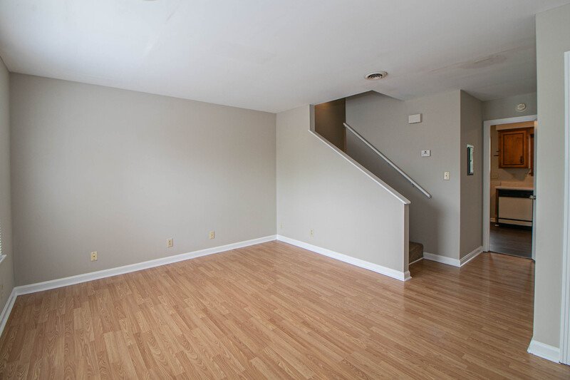 *** $500 DEPOSIT MOVE IN SPECIAL *** property image