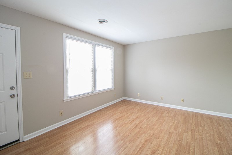*** $500 DEPOSIT MOVE IN SPECIAL *** property image