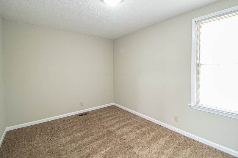 *** $500 DEPOSIT MOVE IN SPECIAL *** property image