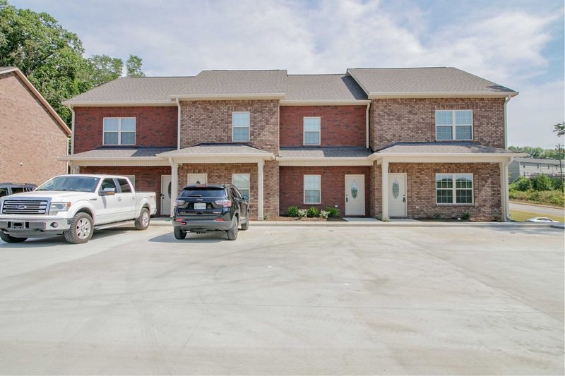 *** Great Central Location off Peachers Mill & Providence Blvd! *** property image