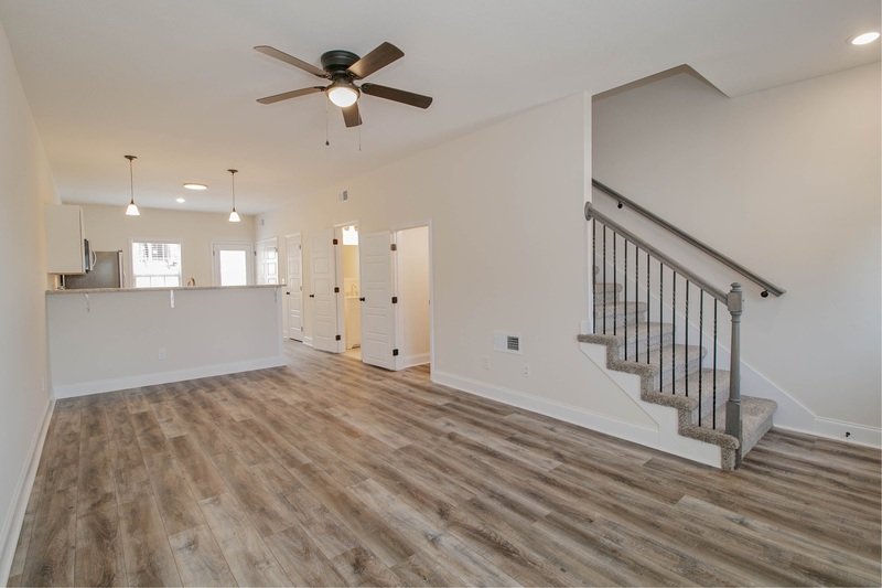 *** Great Central Location off Peachers Mill & Providence Blvd! *** property image