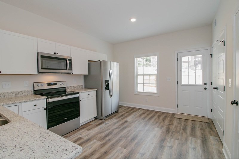 *** Great Central Location off Peachers Mill & Providence Blvd! *** property image
