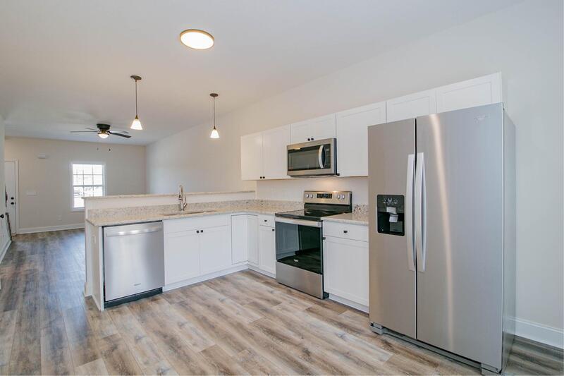 *** Great Central Location off Peachers Mill & Providence Blvd! *** property image