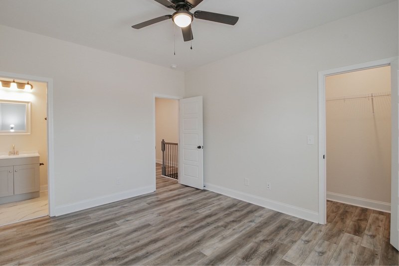 *** Great Central Location off Peachers Mill & Providence Blvd! *** property image