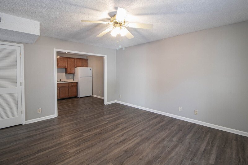 *** $500 DEPOSIT MOVE IN SPECIAL *** property image