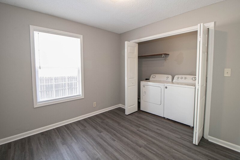 *** $500 DEPOSIT MOVE IN SPECIAL *** property image
