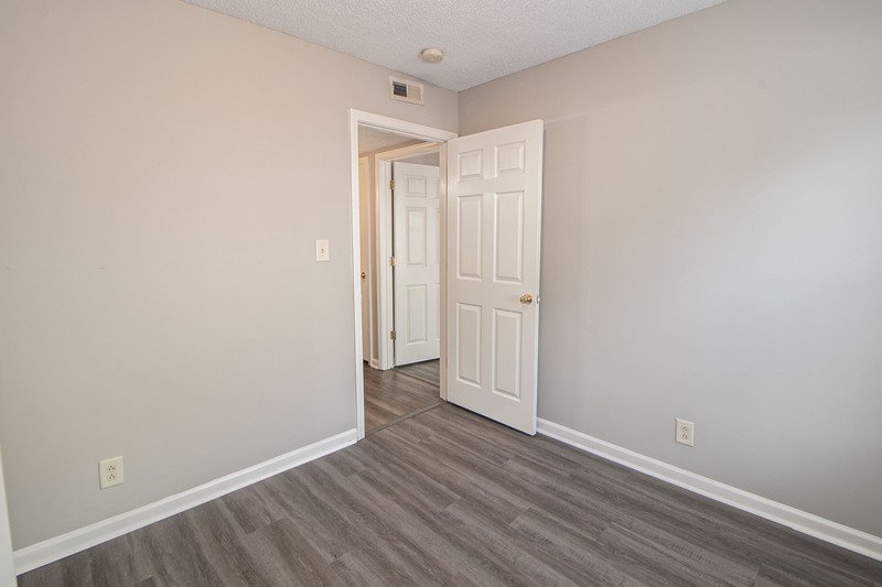 *** $500 DEPOSIT MOVE IN SPECIAL *** property image