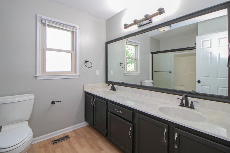 Beautiful Ranch Style home in Established Sango Neighborhood property image
