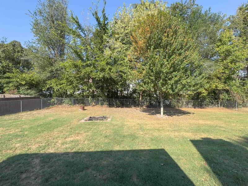 Beautiful Ranch Style home in Established Sango Neighborhood property image