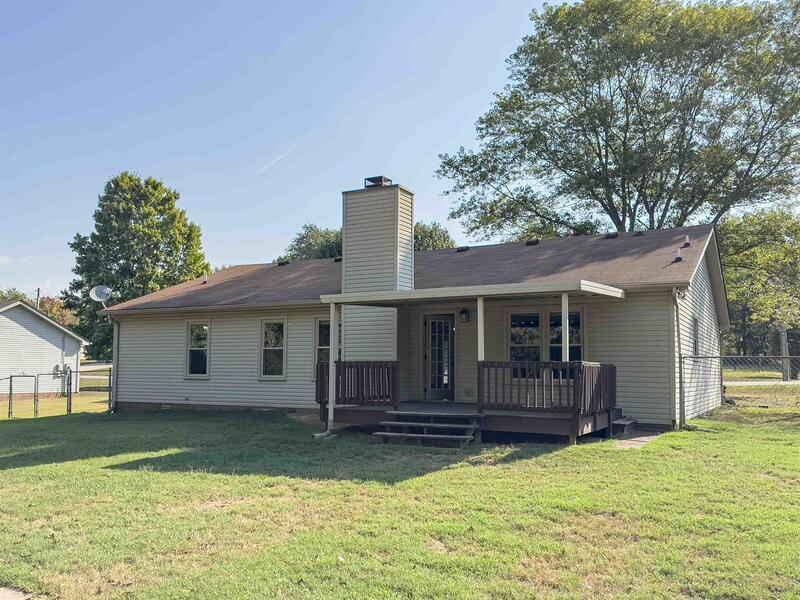 Beautiful Ranch Style home in Established Sango Neighborhood property image